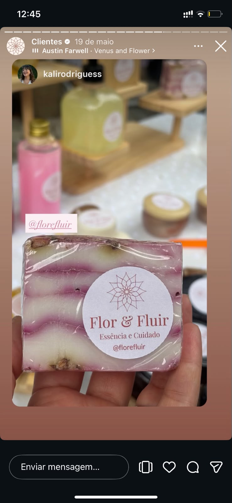 Cliente compartilha seu sabonete Flor & Fluir.